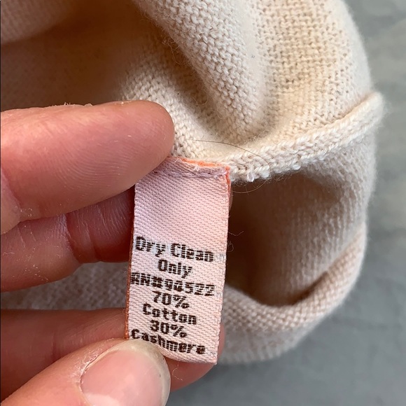 Emma and Posh sweater - Picture 5 of 5